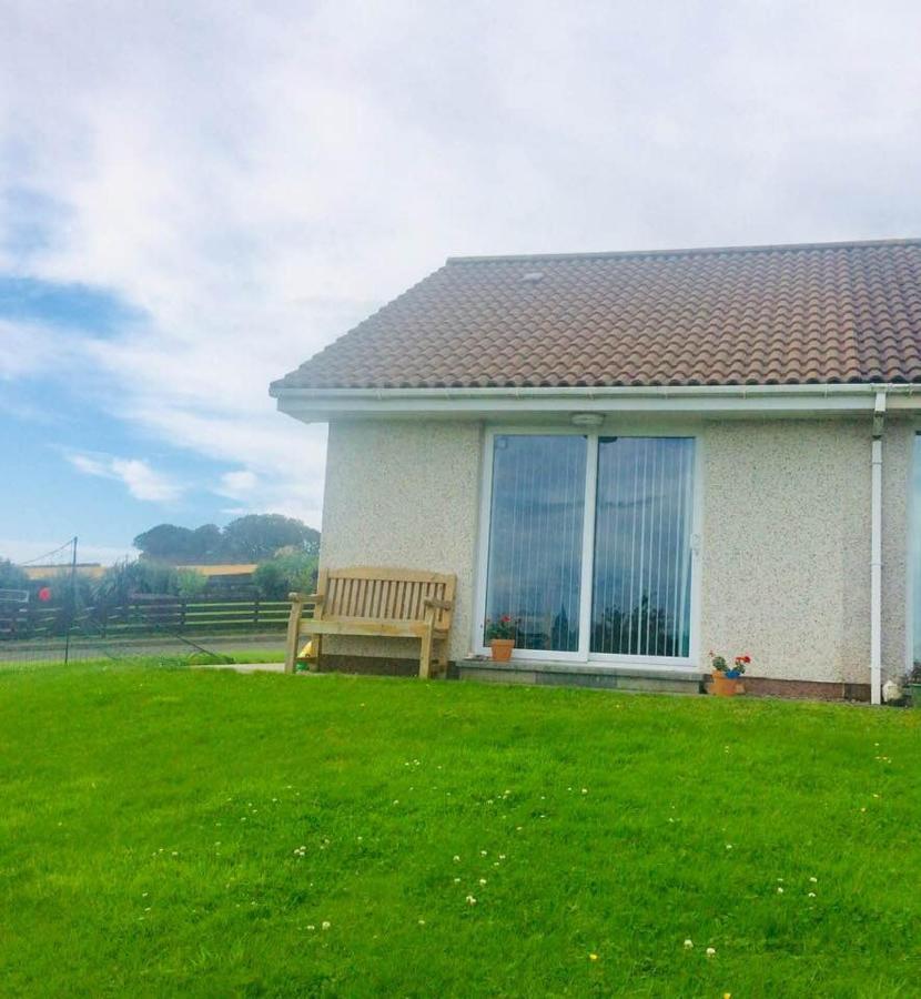 Fara 2 Room, 1 Bedroom - B&B Private Suite Kirkwall Bagian luar foto